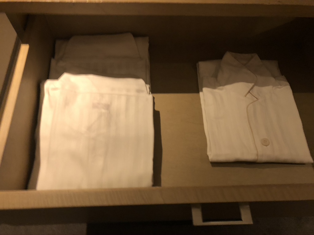 【東京マリオットホテル】デラックスツイン宿泊記☆繁忙期の宿泊はチェックインに要注意!泊まるなら心構えが必要。 24 東京マリオットホテル デラックスツイン 宿泊記 チェックイン 大行列 コロナ