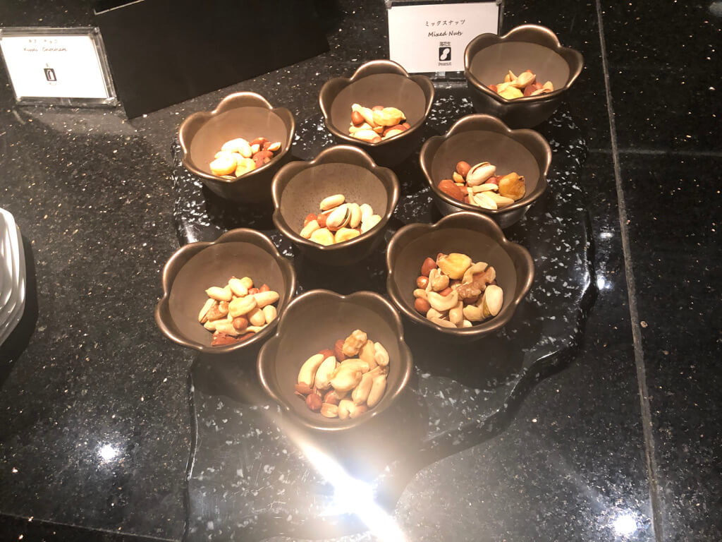 名古屋マリオットアソシアホテル　デラックスダブル　スタンダードダブル　子連れ　宿泊記　朝食　エリートラウンジ　　フィットネスジム　プール　SPGアメックス　紹介　プラチナ特典　ゴールド特典