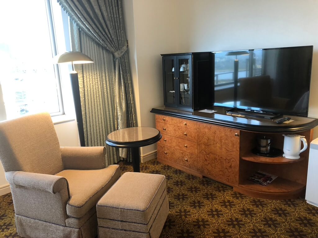 ウェスティン大阪　宿泊記　朝食　エグゼクティブラウンジ　アクセス　行き方　エグゼクティブキング　spgamex　プラチナ　特典