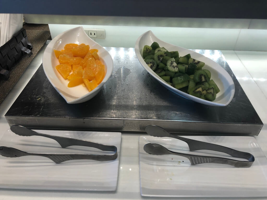 大阪マリオット都ホテル　ブログ　ジュニアスイート　子供添い寝無料　宿泊記　連休　格安　朝食　ラウンジ　あべのハルカス　プラチナ特典　　駐車場　マリオットボンヴォイアメックス紹介