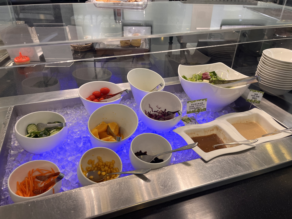 台湾　桃園国際空港　乗り継ぎ　シャワー　トランジットホテル　Wi-Fi　エバー航空　ラウンジ