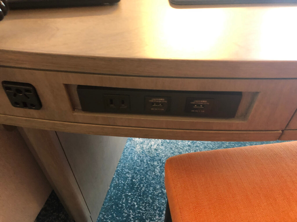 ウェスティン都ホテル京都　宿泊記　ジュニアスイート　子連れ旅　子供添い寝　クラブラウンジ　プール　ジム　SPA　華頂　温泉　spgアメックス紹介　プラチナ特典