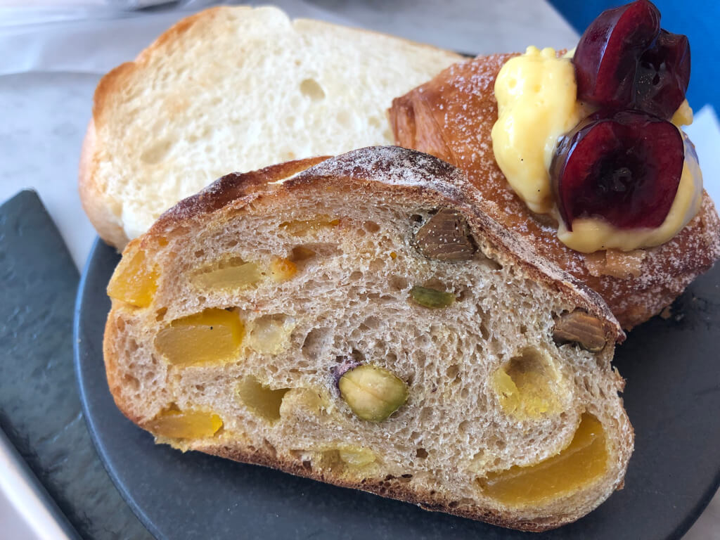 W大阪　マーベラススイート　子連れ　宿泊記 SPGアメックス紹介　朝食　プール　WETバー　サウナ　大浴場　フィットネスジム　駐車場　プラチナ特典　ルームサービス