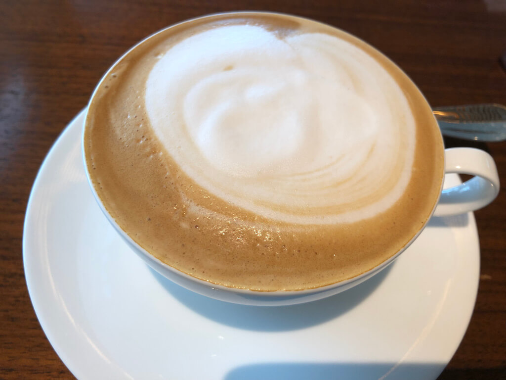 東京エディション虎ノ門　スイート　宿泊記　ブログ　アクセス　朝食　プール　ジム　マリオット特典　マリオットボンヴォイアメックス　紹介