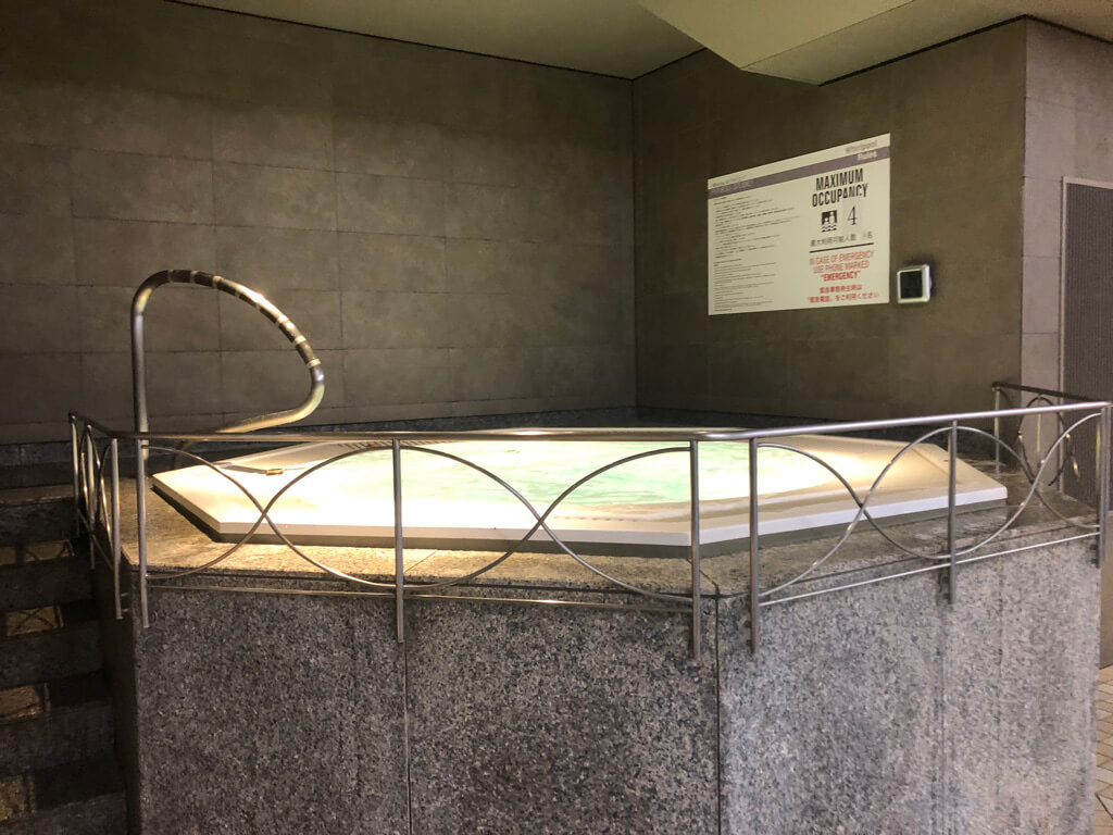 ウェスティン都ホテル京都　宿泊記　ジュニアスイート　子連れ旅　子供添い寝　クラブラウンジ　プール　ジム　SPA　華頂　温泉　spgアメックス紹介　プラチナ特典