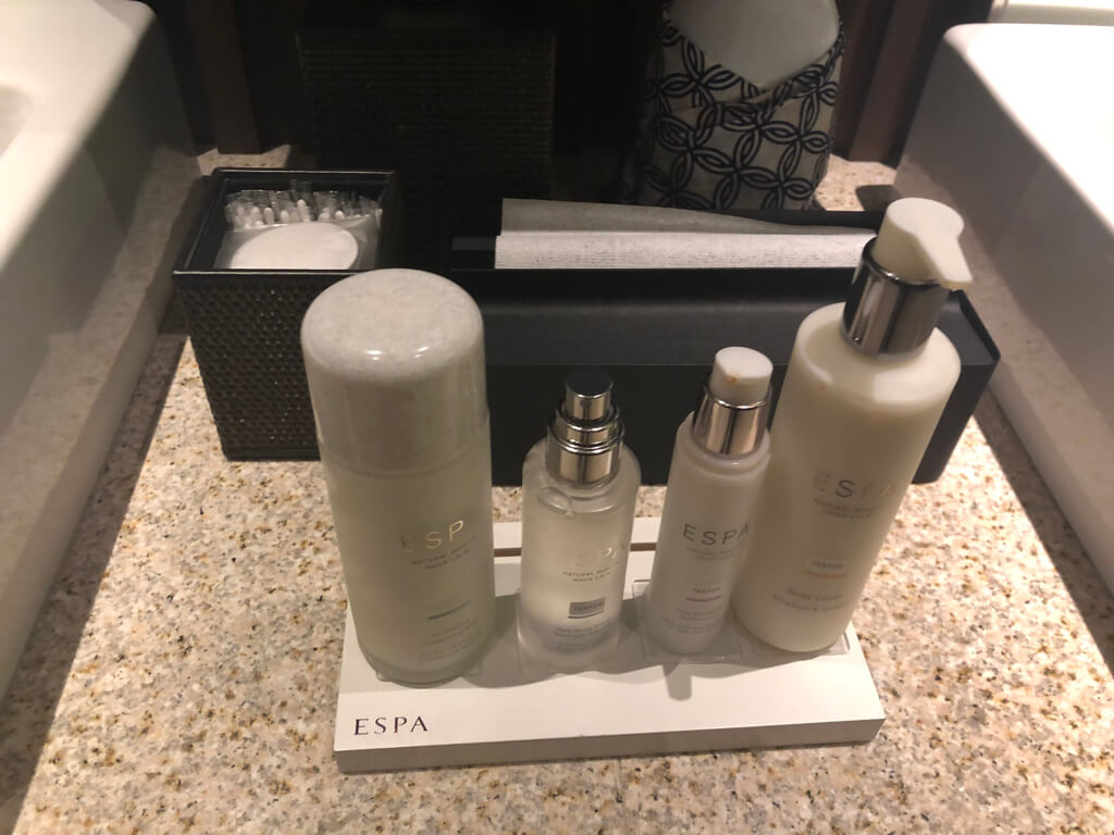 リッツカールトン京都　ブログ　ガーデンテラススイート　マリオットボンヴォイアメックス紹介　プラチナ特典　朝食　プール　アクティビティ　子供添い寝　アメニティ　ジム　駐車場　アクセス