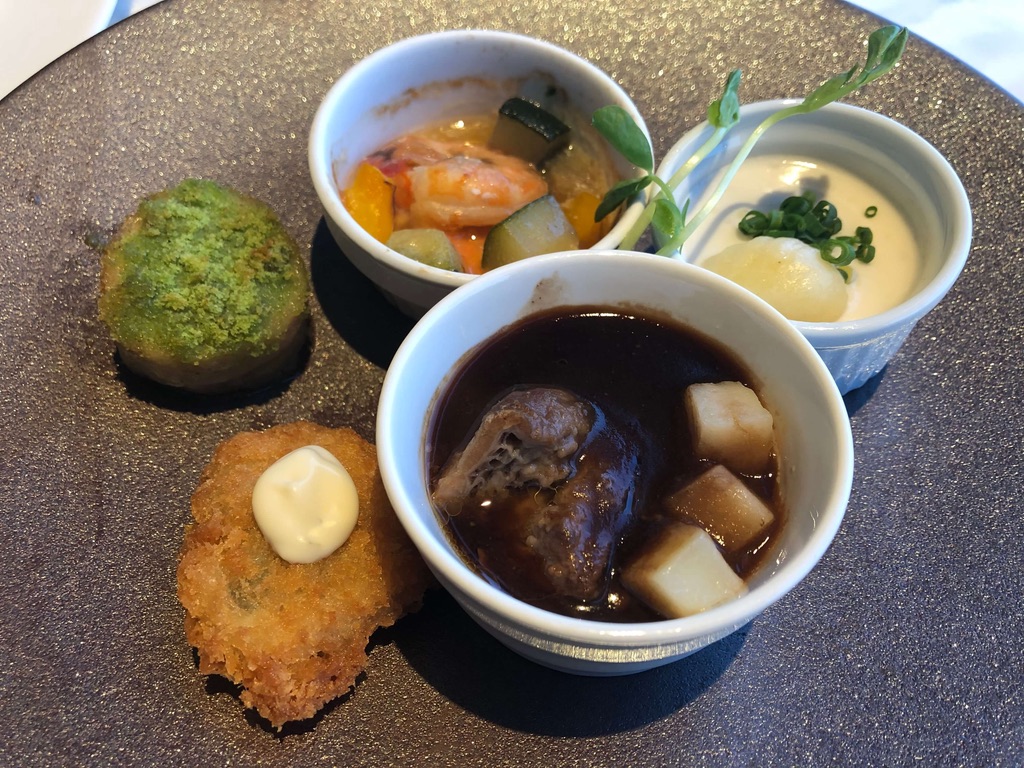 名古屋マリオットアソシアホテルデラックス　スイート　宿泊記　朝食　コンシェルジュ　ラウンジ　　フィットネスジム　プール　spgアメックス　紹介　プラチナ特典