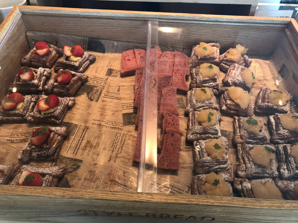 大阪マリオット都ホテル　ブログ　ジュニアスイート　子供添い寝無料　宿泊記　連休　格安　朝食　ラウンジ　あべのハルカス　プラチナ特典　　駐車場　マリオットボンヴォイアメックス紹介