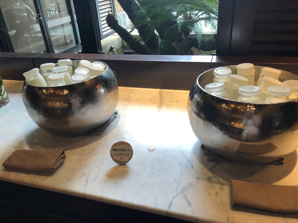 【リッツカールトン沖縄】コロナ後最新の朝食内容とグスクのディナーメニューをご紹介します! 14 リッツカールトン沖縄 コロナ 朝食 グスク ディナー メニュー SPGアメックス 紹介 プラチナ特典 レストラン割引