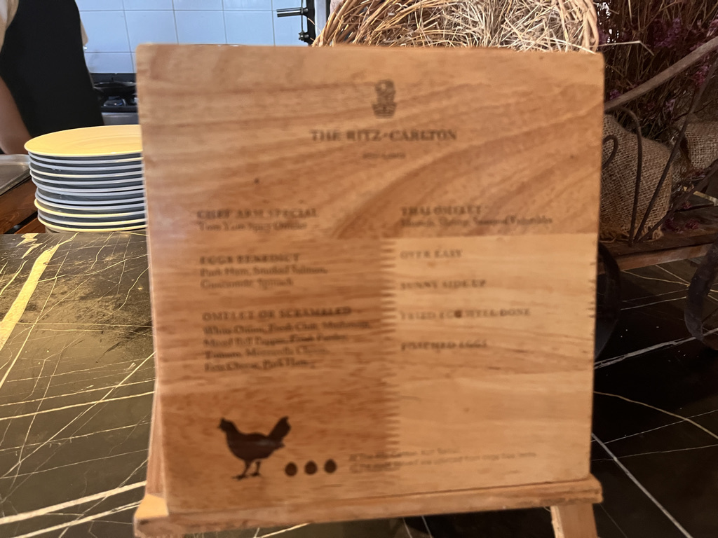 【ザ リッツ カールトン コ サムイ朝食編】種類豊富でロケーション良し!だけどアレは激マズ。。。 14 ザ リッツ カールトン コ サムイ 朝食