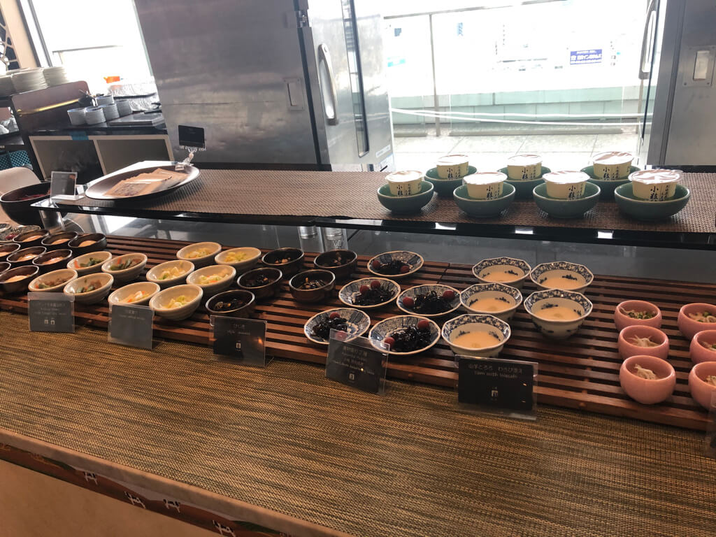 名古屋マリオットアソシアホテルデラックス スイート 宿泊記 朝食 コンシェルジュ ラウンジ フィットネスジム プール spgアメックス 紹介 プラチナ特典