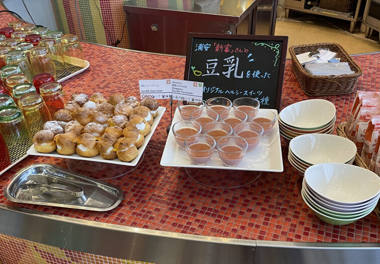 シェラトングランデ東京ベイ　朝食　値段　おすすめ　口コミ　　ガレリアカフェ　グランカフェ　トスティーナ　マリオットボンヴォイアメックス紹介