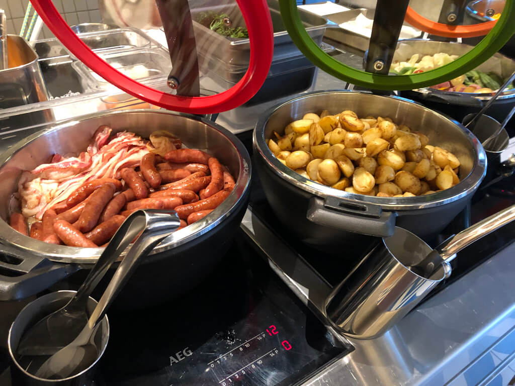 W大阪　子連れ　宿泊記　　ブログ　朝食　マーベラススイート　プール　ジム　バー　添い寝無料　マリオットボンヴォイアメックス　紹介