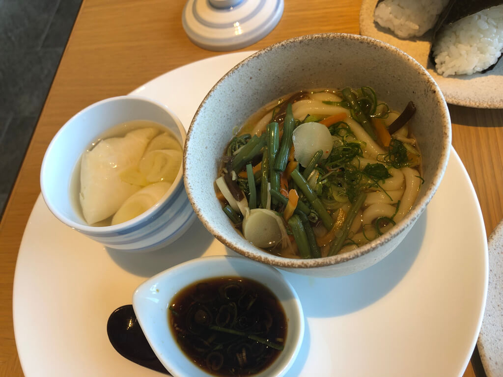 ウェスティン都ホテル京都　宿泊記　ジュニアスイート　子連れ旅　子供添い寝　クラブラウンジ　プール　ジム　SPA　華頂　温泉　spgアメックス紹介　プラチナ特典