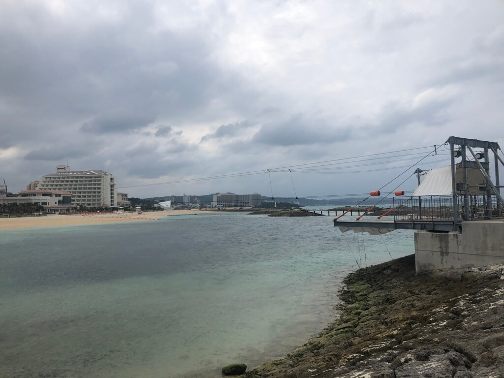 シェラトン沖縄サンマリーナリゾート　サウスタワー　宿泊記　プレミアムオーシャンツイン　フィットネスジム　大浴場　プール　サウナ　コンビニ　アメニティ