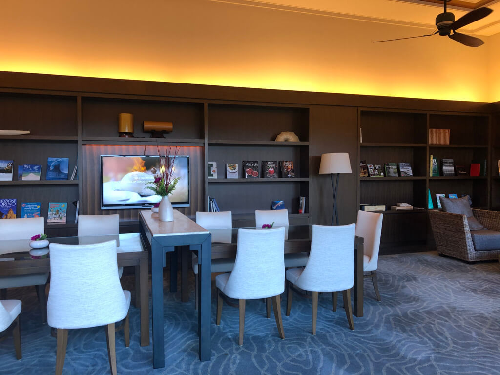 リッツカールトン沖縄宿泊記☆至極の時を過ごせる大人リゾートなホテルだった〜! 70 リッツカールトン沖縄 宿泊記 フィットネス GoToトラベル 地域共通クーポン プール 岩盤浴 スパ spgアメックス 紹介 プラチナ特典 エクスペリエンス アクティビティ