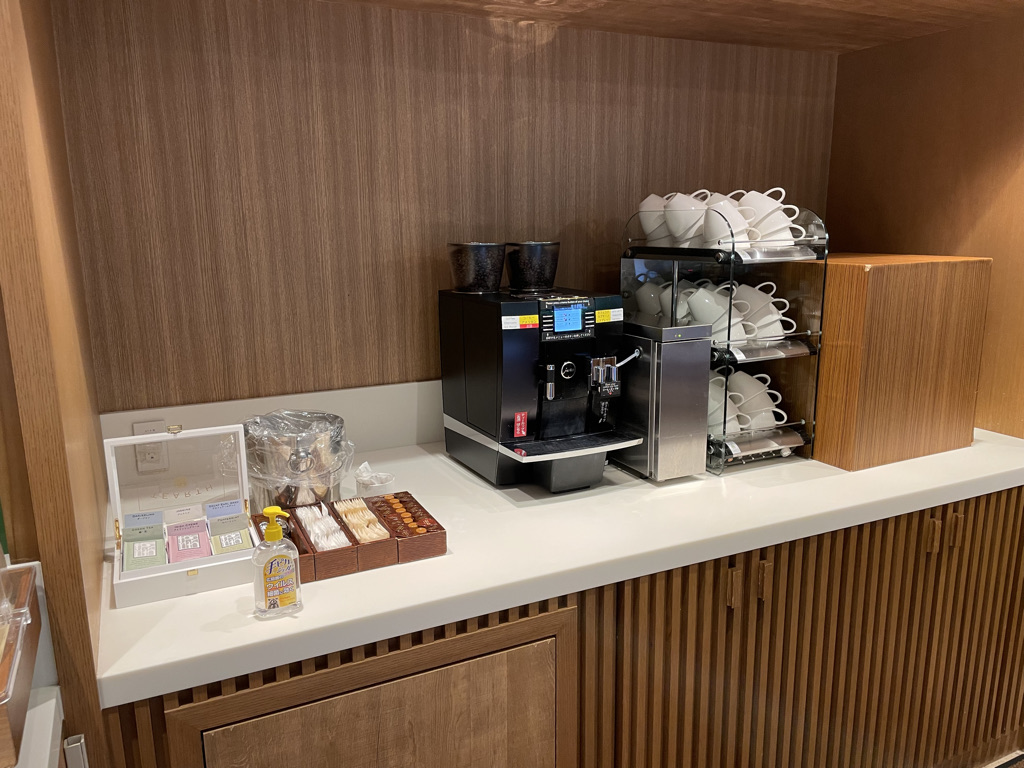 シェラトングランデ東京ベイ　朝食　値段　おすすめ　口コミ　　ガレリアカフェ　グランカフェ　トスティーナ　マリオットボンヴォイアメックス紹介