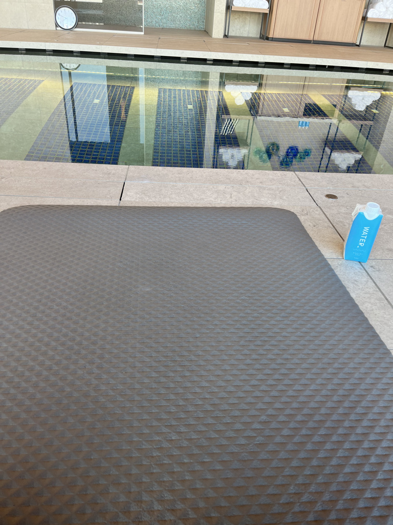 TIAD ティアド　宿泊記　プール　ラウンジ　部屋　ブログ　プラチナ特典　ジム