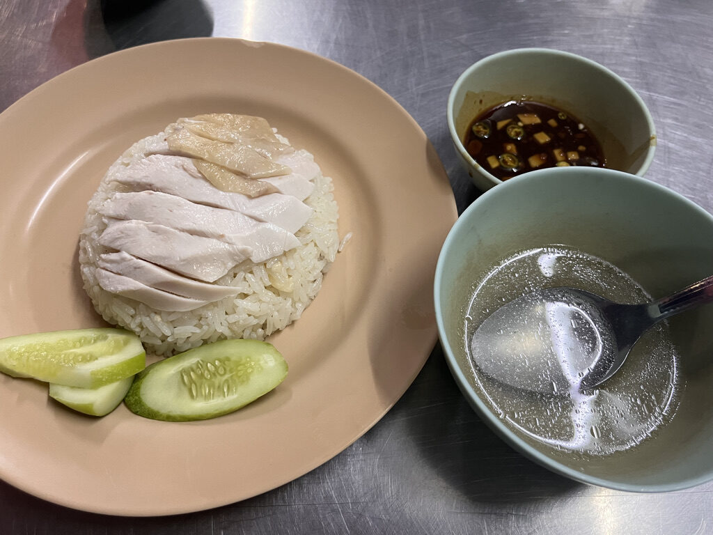 セントレジスバンコク　宿泊記　送迎　アクセス　朝食　プール　ジム　サウナ　子供添い寝年齢　マリオットボンヴォイアメックス　プラチナ特典　バトラーサービス
