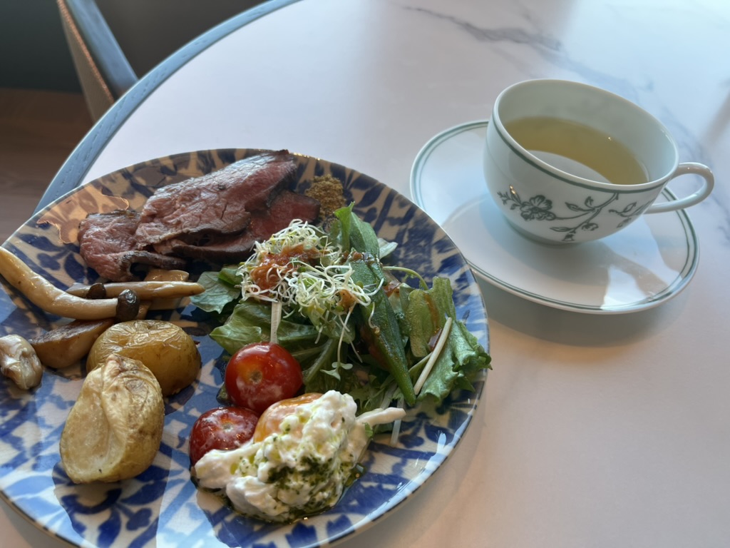 コンラッド名古屋　朝食　アフタヌーンティー