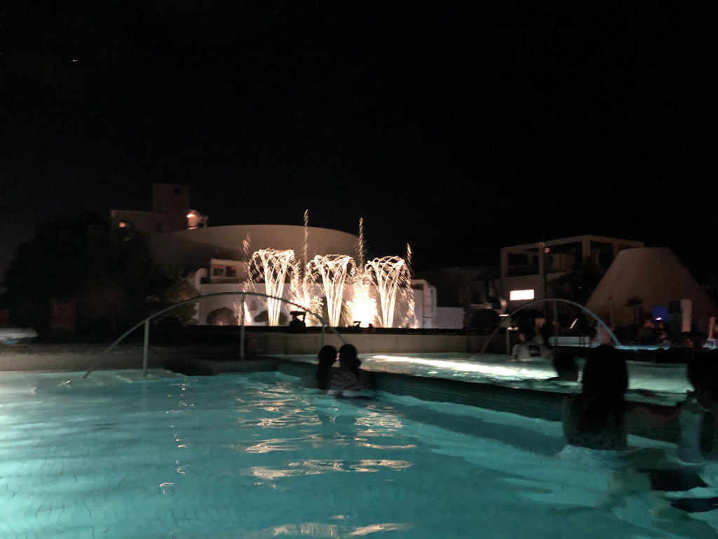 杉乃井ホテル　ブログ　宿泊記　朝食　夕食　バイキング　プール　温泉　アクアガーデン　コインランドリー　口コミ　大浴場　格安　激安　本館