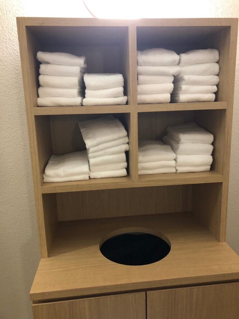 ヒルトン名古屋　子連れ宿泊　LOVEあいちキャンペーン　愛知県民割　朝食　子供料金　プール　ジム　駐車場