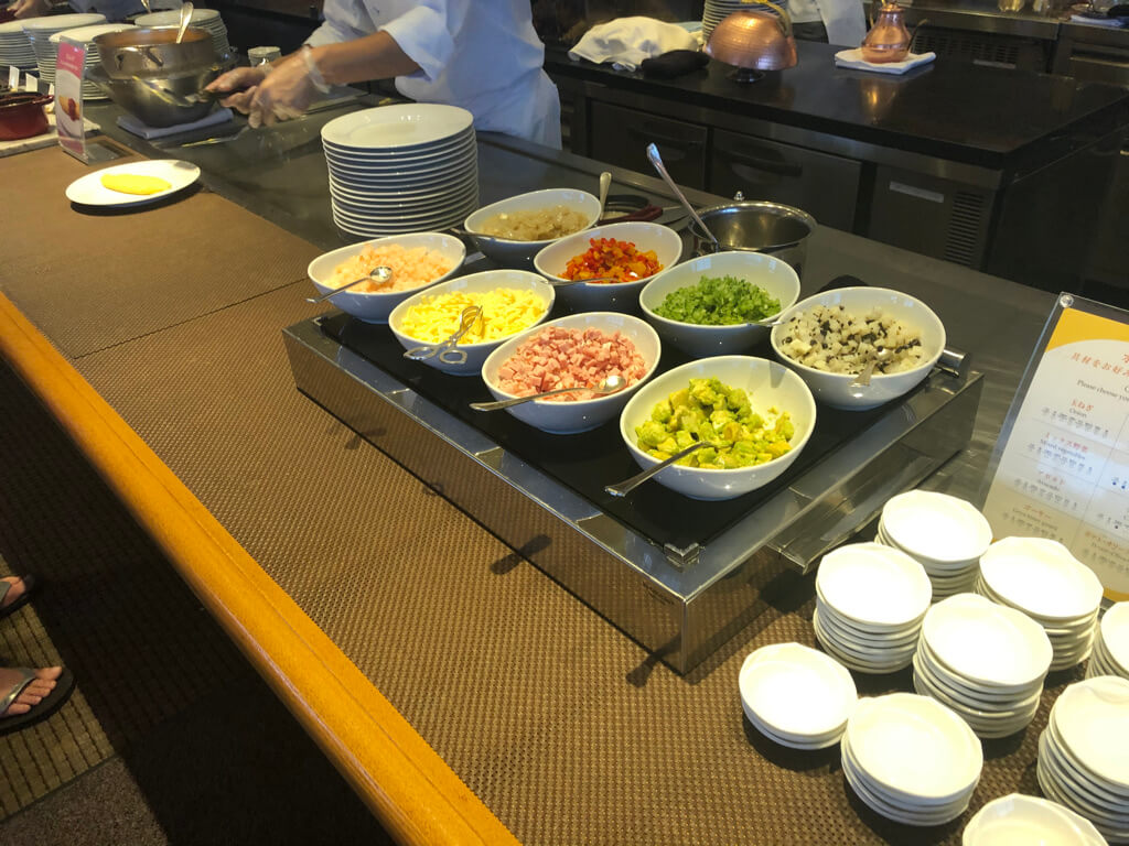 ルネッサンスリゾートオキナワ　クラブサビー宿泊記　朝食　ランチ　ディナー　周辺ご飯　フォーシーズン