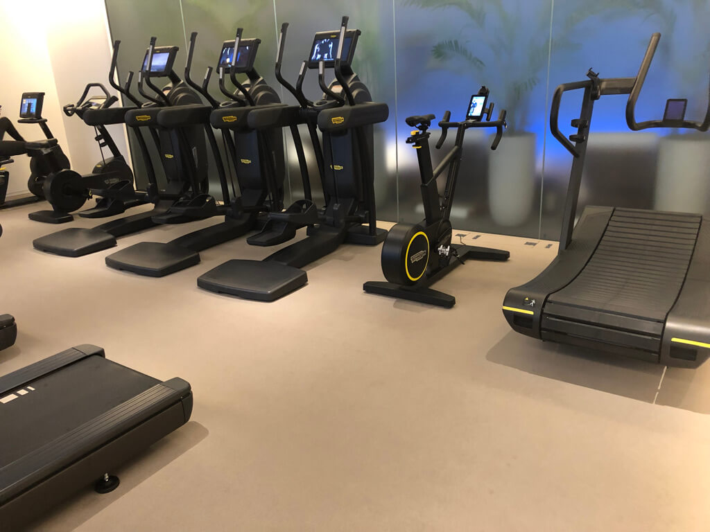 東京エディション虎ノ門　スイート　宿泊記　ブログ　アクセス　朝食　プール　ジム　マリオット特典　マリオットボンヴォイアメックス　紹介