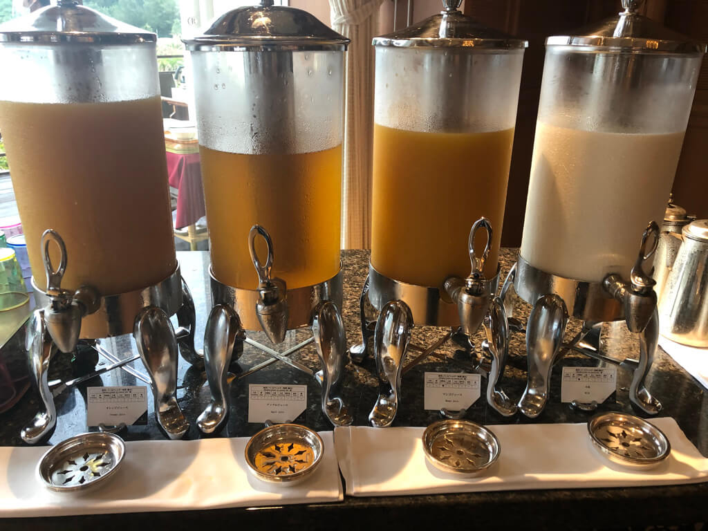 ルネッサンスリゾートオキナワ　クラブサビー宿泊記　朝食　ランチ　ディナー　周辺ご飯　フォーシーズン