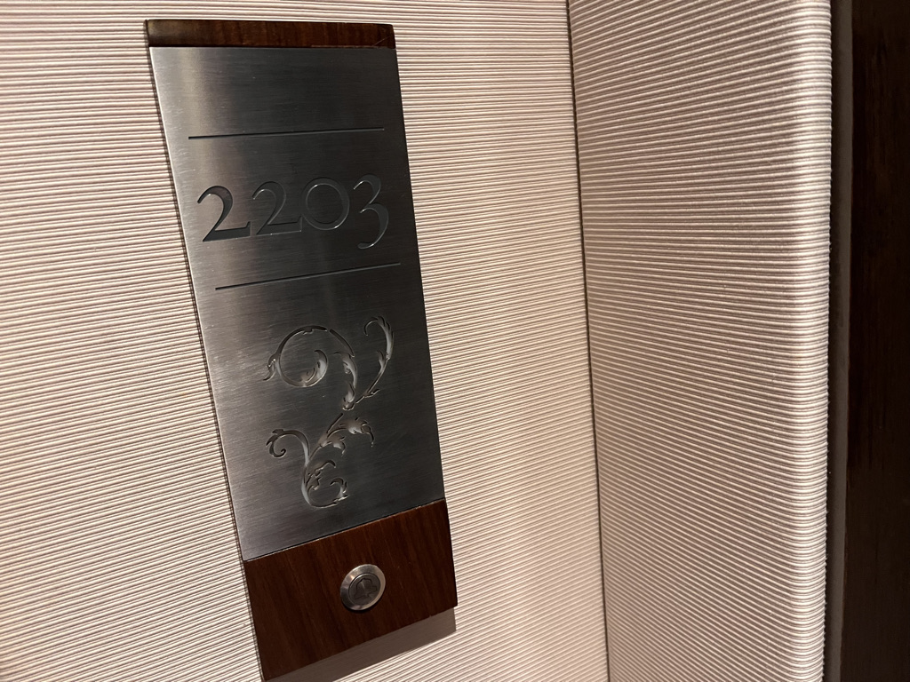 セントレジスバンコク　宿泊記　送迎　アクセス　朝食　プール　ジム　サウナ　子供添い寝年齢　マリオットボンヴォイアメックス　プラチナ特典