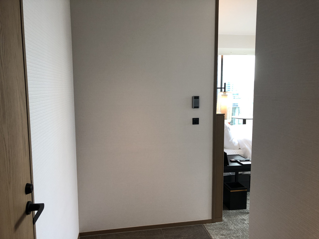 TIAD ティアド　宿泊記　プール　ラウンジ　部屋　ブログ　プラチナ特典