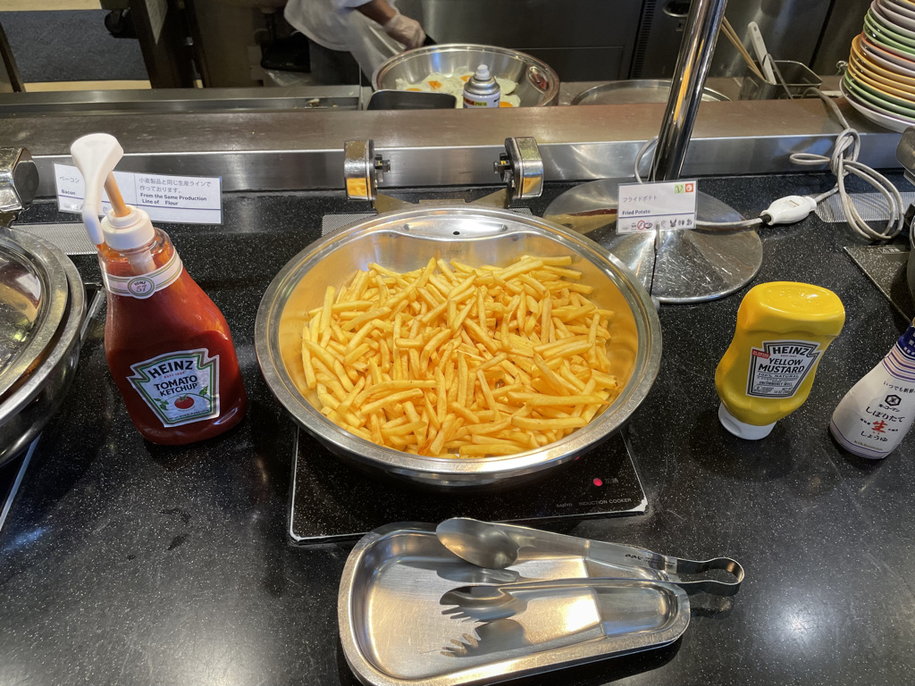 シェラトングランデ東京ベイ　朝食　値段　おすすめ　口コミ　　ガレリアカフェ　グランカフェ　トスティーナ　マリオットボンヴォイアメックス紹介