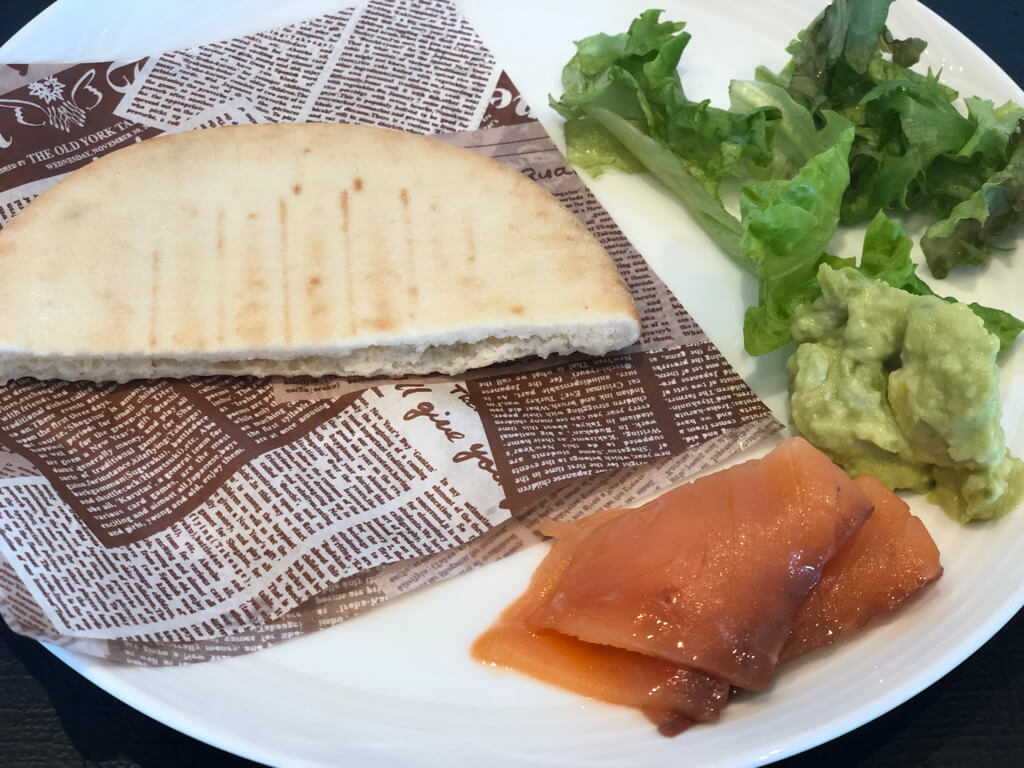 名古屋マリオットアソシアホテル　デラックスダブル　スタンダードダブル　子連れ　宿泊記　朝食　エリートラウンジ　　フィットネスジム　プール　SPGアメックス　紹介　プラチナ特典　ゴールド特典