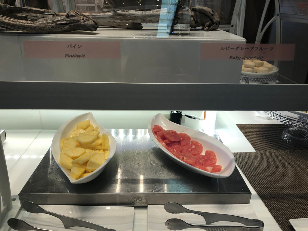 大阪マリオット都ホテル　ブログ　ジュニアスイート　子供添い寝無料　宿泊記　連休　格安　朝食　ラウンジ　あべのハルカス　プラチナ特典　　駐車場　マリオットボンヴォイアメックス紹介