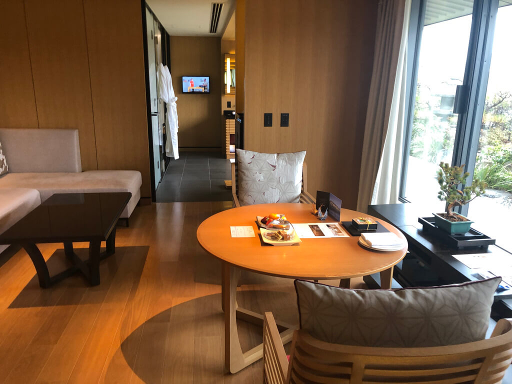 リッツカールトン京都　ブログ　ガーデンテラススイート　マリオットボンヴォイアメックス紹介　プラチナ特典　朝食　プール　アクティビティ　子供添い寝　アメニティ　ジム　駐車場　アクセス