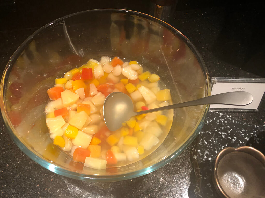 名古屋マリオットアソシアホテル　デラックスダブル　スタンダードダブル　子連れ　宿泊記　朝食　エリートラウンジ　　フィットネスジム　プール　SPGアメックス　紹介　プラチナ特典　ゴールド特典