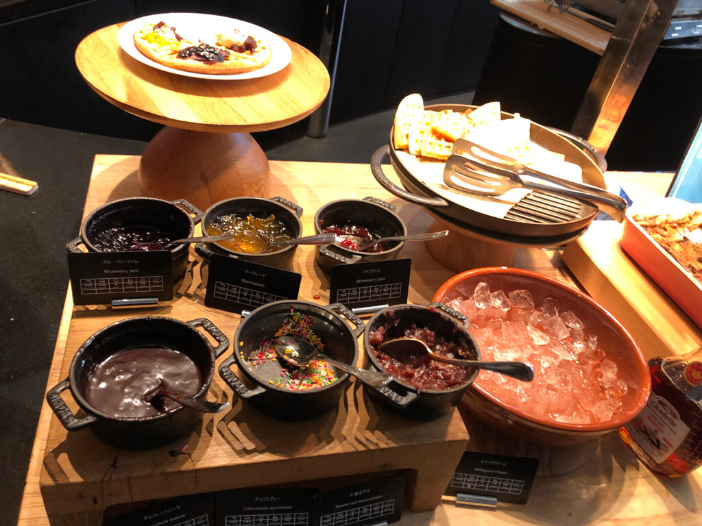 ヒルトン名古屋　子連れ宿泊　LOVEあいちキャンペーン　愛知県民割　朝食　子供料金　プール　ジム　駐車場