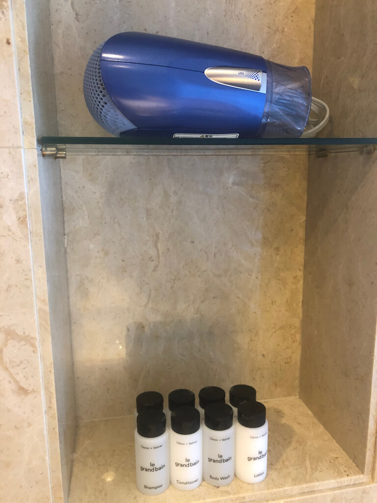 宮崎シェラトン　シーガイア　シェラトン・グランデ・オーシャンリゾート　子連れ　宿泊記　ブログ　激安　無料　宿泊　朝食　ラウンジ　プール　花火　子供添い寝　SPGアメックス　紹介　プラチナ特典　クラブラウンジ