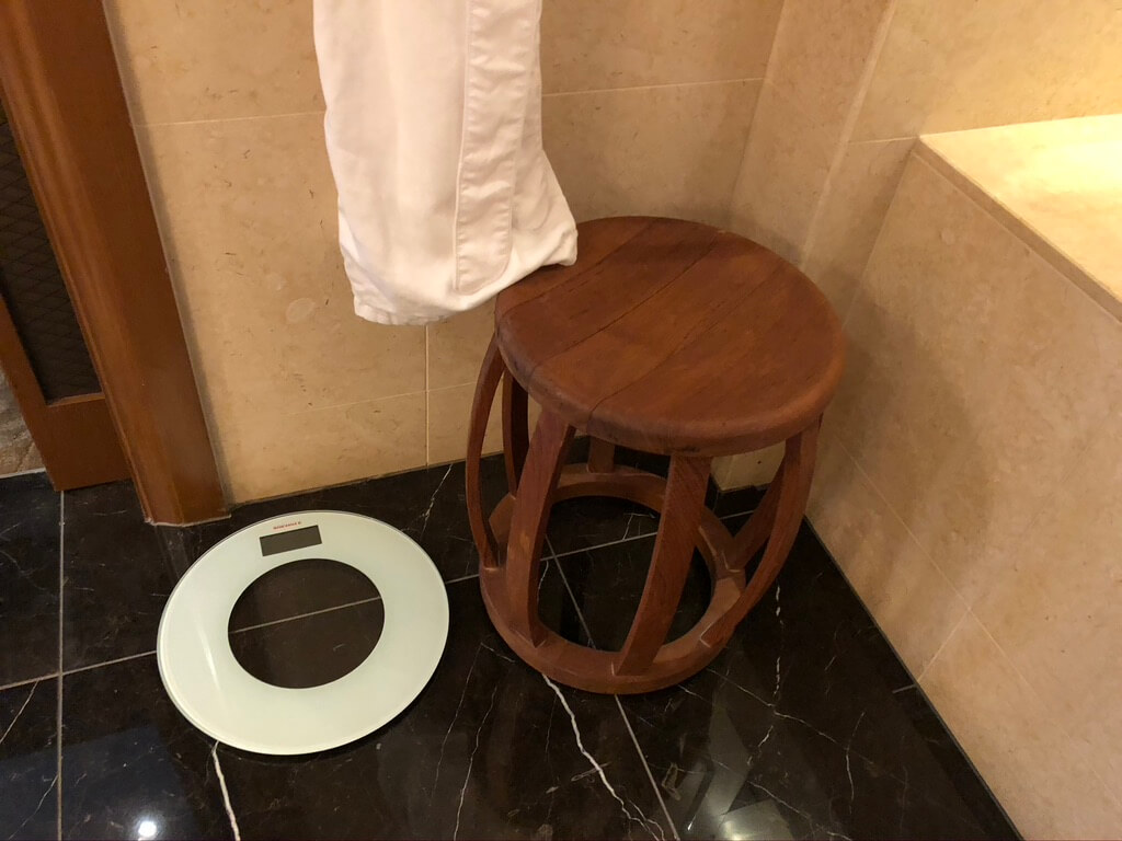 セントレジス大阪　グランドデラックススイート　宿泊記　バトラー　サービス　spgamex プラチナ特典　フィットネスジム　コロナ感染対策　COVID-19 GoTo　トラベルクーポン　GoToトラベル割引　地域共通クーポン　セントレジスバー