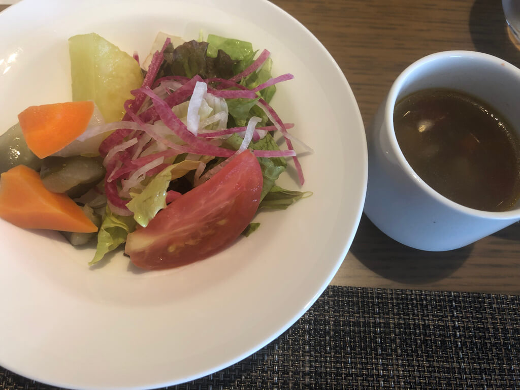 宮崎シェラトン　シーガイア　シェラトン・グランデ・オーシャンリゾート　子連れ　宿泊記　ブログ　激安　無料　宿泊　朝食　ラウンジ　プール　花火　子供添い寝　SPGアメックス　紹介　プラチナ特典　クラブラウンジ