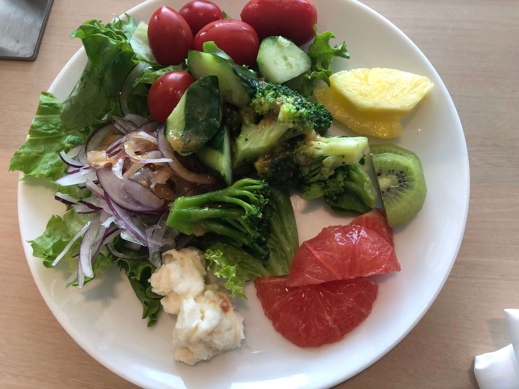 大阪マリオット都ホテル　ブログ　ジュニアスイート　子供添い寝無料　宿泊記　連休　格安　朝食　ラウンジ　あべのハルカス　プラチナ特典　　駐車場　マリオットボンヴォイアメックス紹介