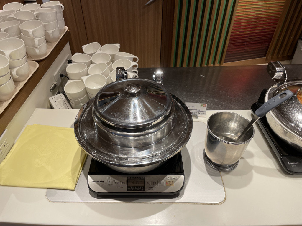 シェラトングランデ東京ベイ　朝食　値段　おすすめ　口コミ　　ガレリアカフェ　グランカフェ　トスティーナ　マリオットボンヴォイアメックス紹介