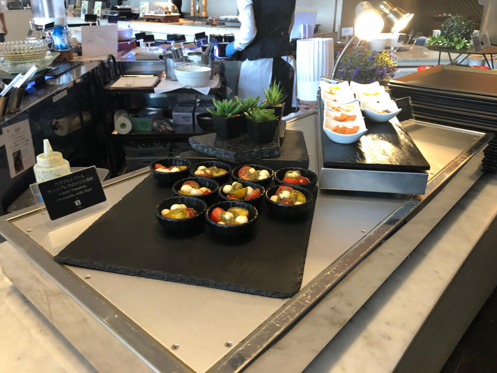 名古屋マリオットアソシアホテルデラックス　スイート　宿泊記　朝食　コンシェルジュ　ラウンジ　　フィットネスジム　プール　spgアメックス　紹介　プラチナ特典