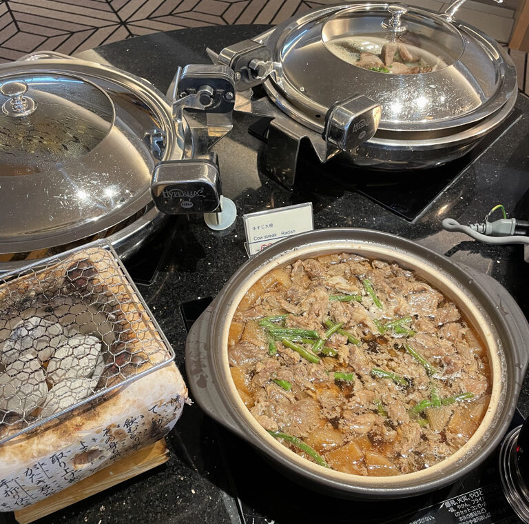 シェラトングランデ東京ベイ　朝食　値段　おすすめ　口コミ　　ガレリアカフェ　グランカフェ　トスティーナ　マリオットボンヴォイアメックス紹介