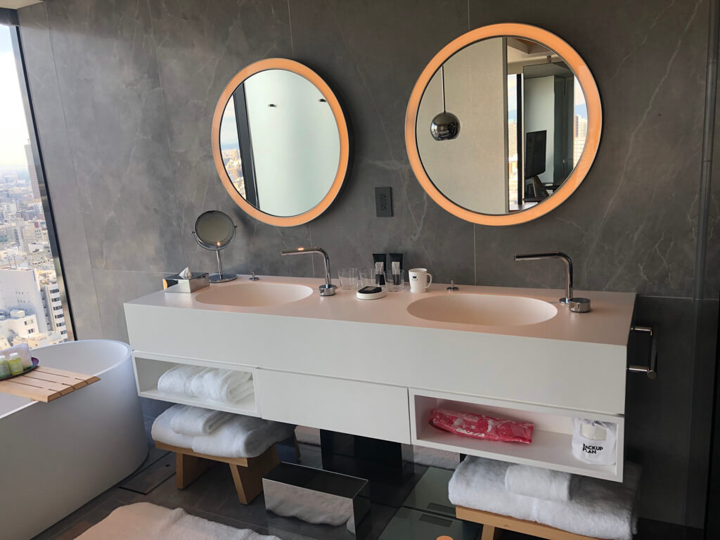 W大阪　マーベラススイート　子連れ　宿泊記 SPGアメックス紹介　朝食　プール　WETバー　サウナ　大浴場　フィットネスジム　駐車場　プラチナ特典　ルームサービス