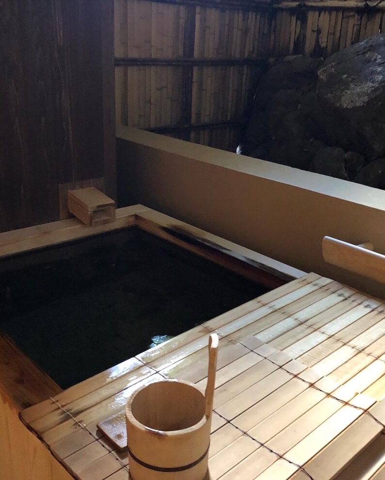 翠嵐ラグジュアリーコレクションホテル京都　記念日　宿泊記　ブログ　駐車場　朝食　プラチナ特典　人力車　シャンパンディライト　嵐山温泉　SPGアメックス　紹介