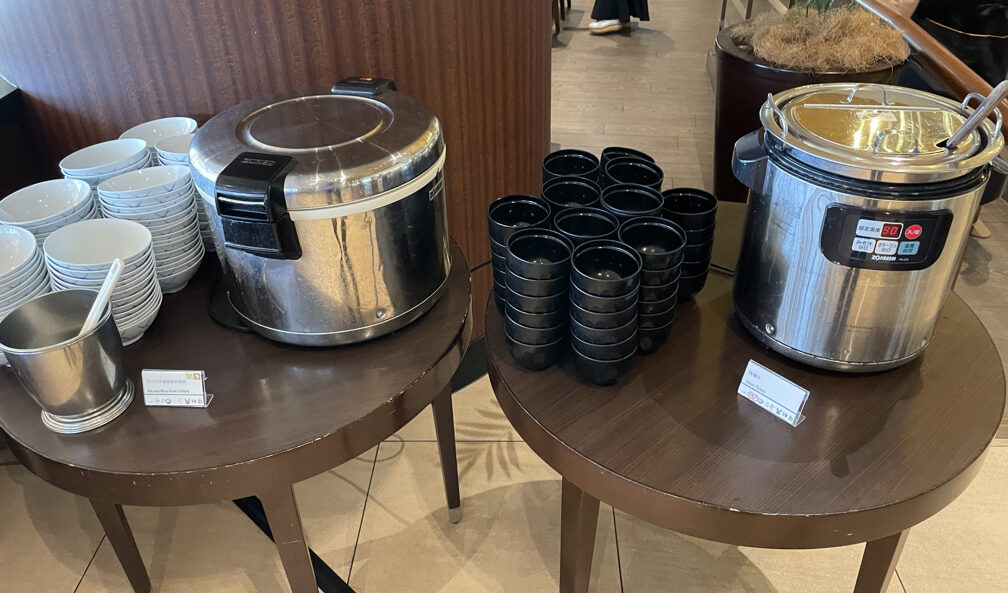 シェラトングランデ東京ベイ　朝食　値段　おすすめ　口コミ　　ガレリアカフェ　グランカフェ　トスティーナ　マリオットボンヴォイアメックス紹介