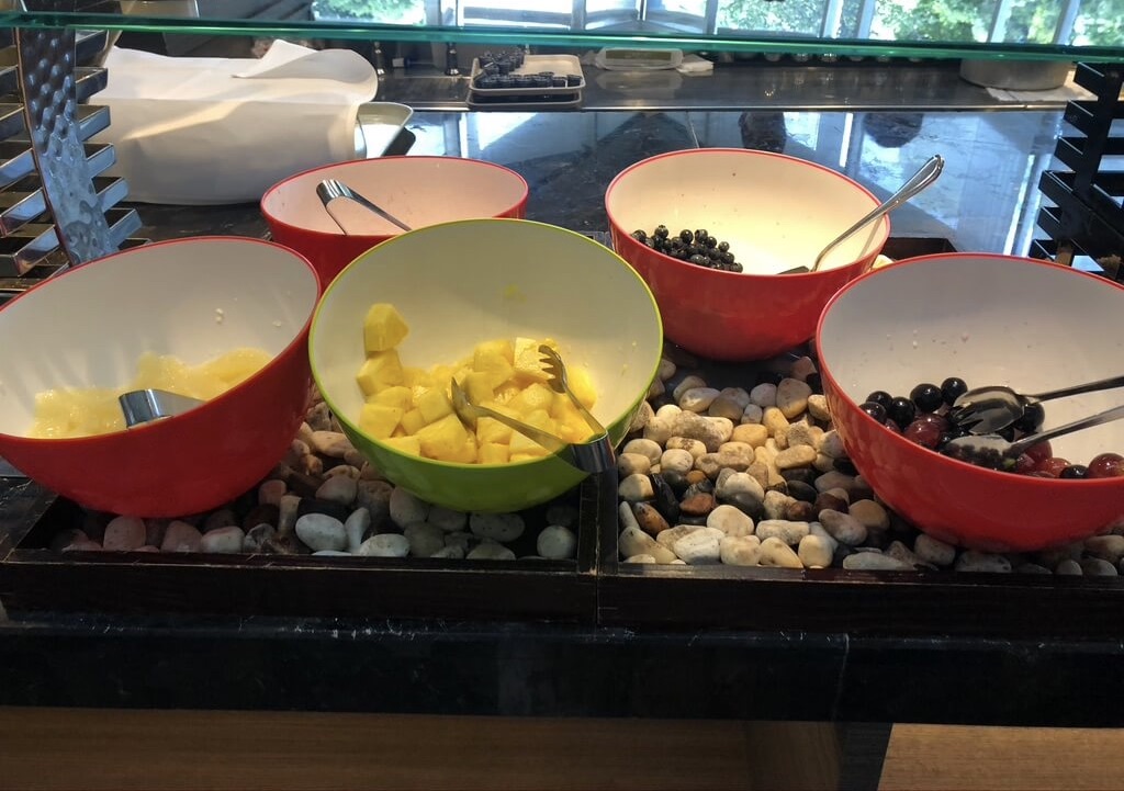 東京マリオットホテル宿泊記☆朝食のコロナ感染対策は?混雑時間・激ウマと評判なカレーパンの感想など 5 マリオットホテル宿泊記 朝食 コロナ 感染対策 混雑時間 カレーパン 感想 レビュー