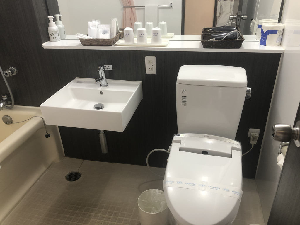 杉乃井ホテル　ブログ　宿泊記　朝食　夕食　バイキング　プール　温泉　アクアガーデン　コインランドリー　口コミ　大浴場　格安　激安　本館