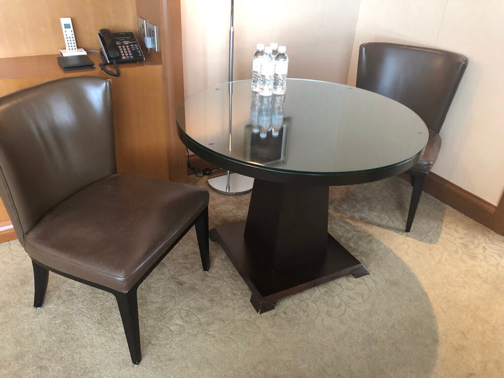 セントレジス大阪　ブログ　　宿泊記　子供添い寝　朝食　アクセス　駐車場　タイタニックオムレツ　プラチナ特典　バトラーサービス　マリオットボンヴォイアメックス　紹介　アメニティ